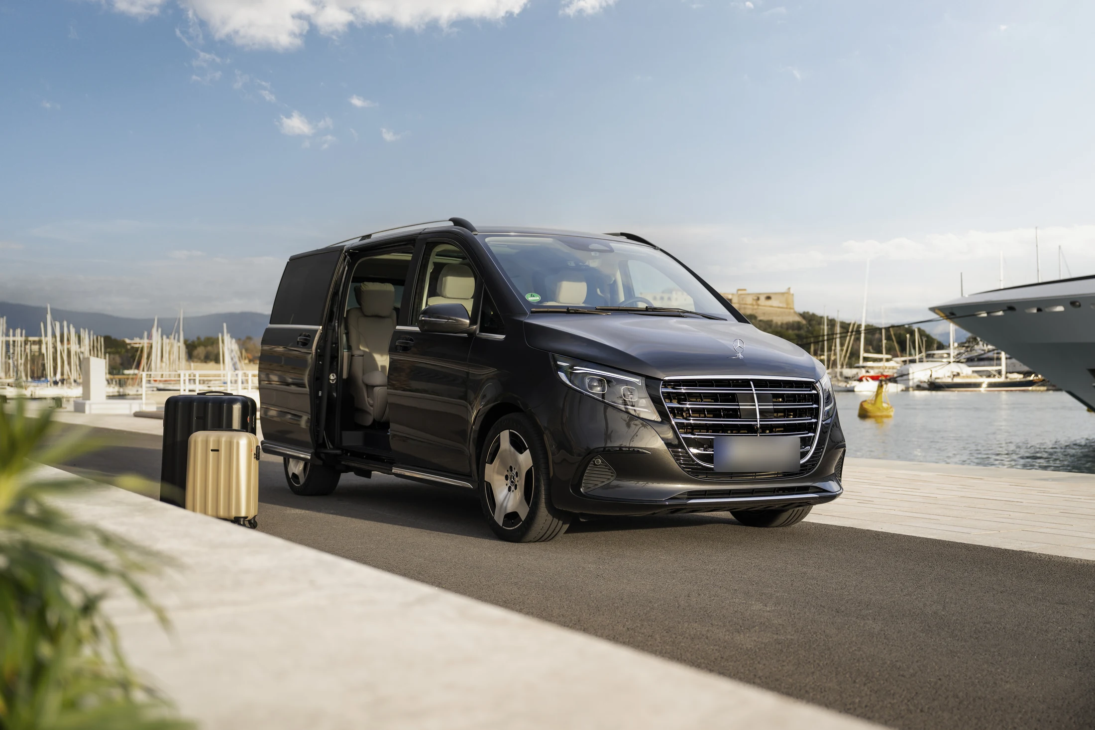 Graphite grey 2024 Mercedes-Benz V-Class EXCLUSIVE with blurred license plate